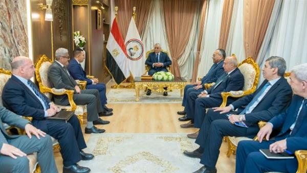 وزير الإنتاج الحربي يبحث مع "تاليس" موضوعات التعاون القائمة والمستقبلية