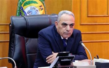   محافظ الإسماعيلية يعلن اطلاق حملة "شارع منظم و رصيف آمن"