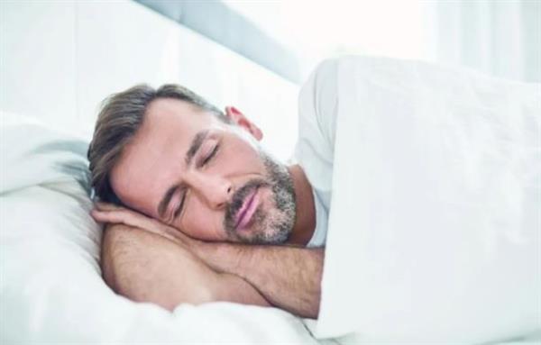 كيف تعود لنومك الطبيعي بعد رمضان؟.. نصائح طبية مهمة