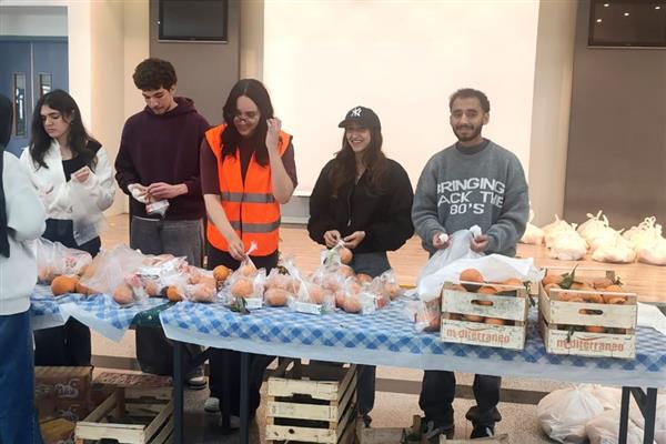 وجبات إفطار وملابس للعيد.. مبادرة طلابية بالجامعة الألمانية في رمضان