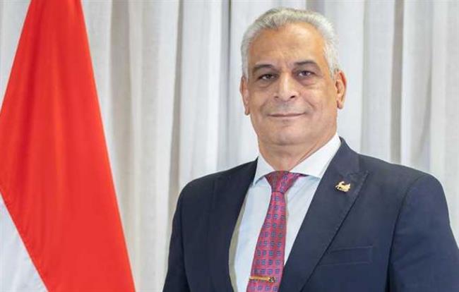 وزير الدولة للإنتاج الحربى يهنئ العاملين بمناسبة حلول عيد الفطر المبارك