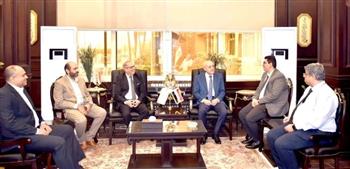   وفد الإنجيليين يقدم التهنئة لمحافظ الأقصر بمناسبة عيد الفطر المبارك