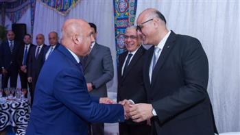   وزير النقل ومحافظ الإسكندرية يحضران حفل إفطار  للأكاديمية  العربية