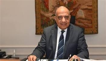 وزير الكهرباء يهنئ العاملين بالشركات التابعة بعيد الفطر المبارك