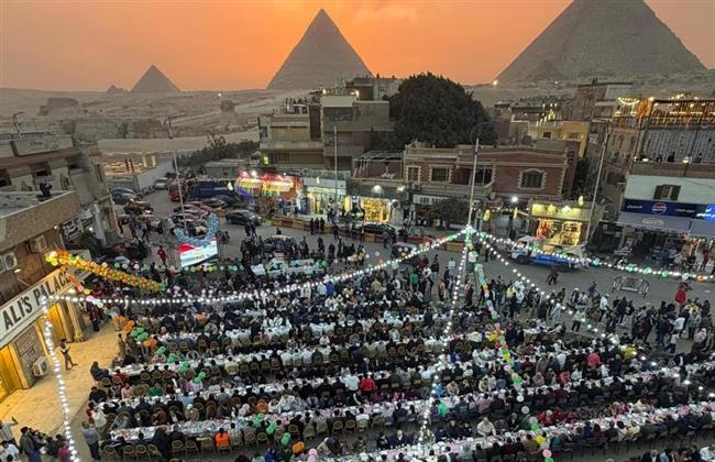في أجواء رمضانية مبهجة.. "فطار نزلة السمان" يجمع المصريين والسائحين في رسالة طمأنينة للعالم