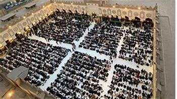  إفطار الجامع الأزهر.. 10 آلاف وافد على مائدة واحدة 