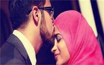   هل يجوز تقبيل الزوجة في رمضان؟