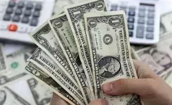 الدولار مستقر رغم تصاعد المخاوف العالمية