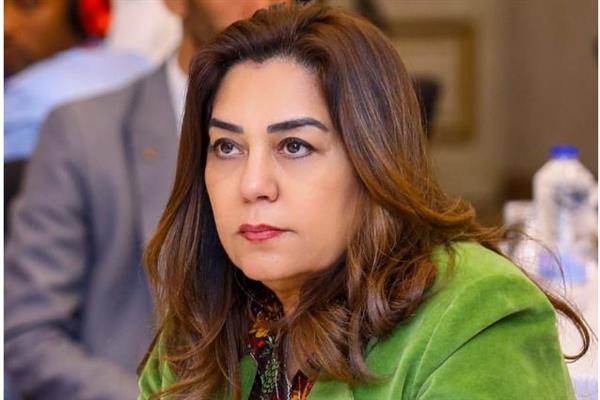 "منال عوض" تعلن التشغيل التجريبى لـ "مجزر سمسطا بمحافظة بني سويف
