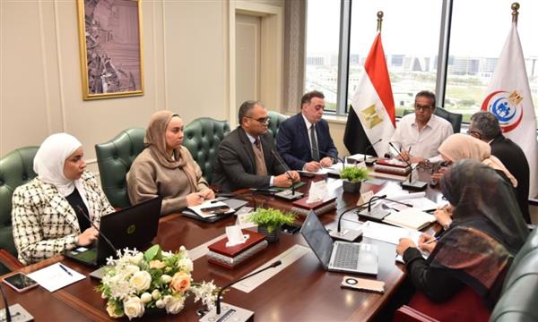 "الصحة" تُسرّع التنفيذ في 17 مشروعًا قوميًا وتدفع التحول الرقمي بالمحافظات