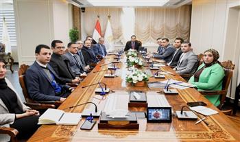   وزير الشباب والرياضة يتابع مع وفد لجنة مكافحة المنشطات الإعتماد النهائي للمعمل المصري