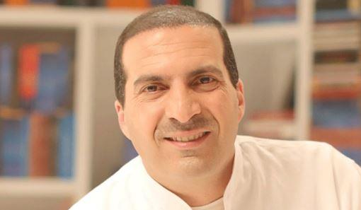 عمرو خالد: مخنوق وحياتى واقفة.. ثلاثية التزكية في القرآن هي الحل