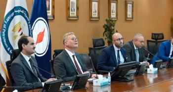   وزير البترول يواصل تنسيق ربط حقل أفروديت بمصر