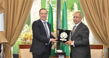   الأكاديمية العربية تستقبل السفير البريطاني الجديد بالقاهرة