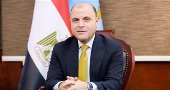 محافظ الغربية يشيد بجهود هيئة الإسعاف بعد نجاح طاقم طبي في إجراء ولادة مفاجئة داخل توك توك