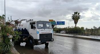   أمطار غزيرة تضرب الإسكندرية .. وانتشار مكثف لفرق الصرف الصحي