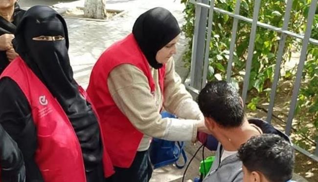 قوافل طبية لفحص المواطنين بالمجان في شوارع دمياط