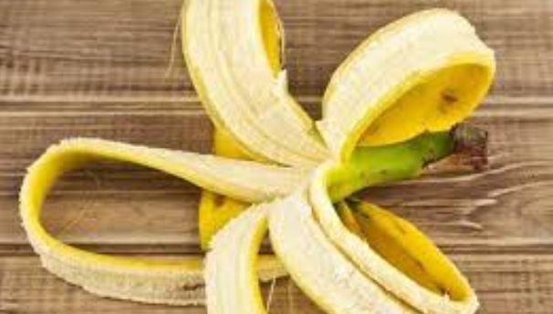 قشر الموز.. كنز مهمل بين يديك وفوائد لا تتوقعها