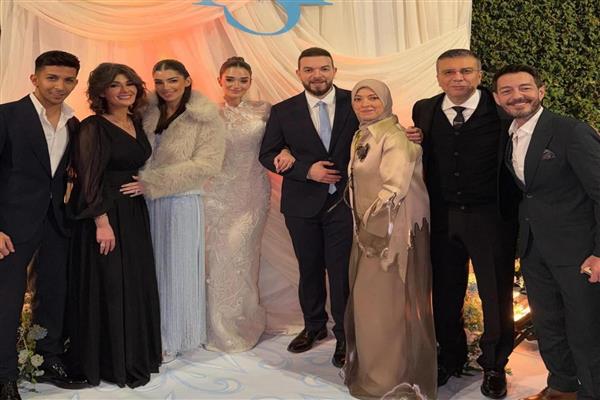 أحمد زاهر يعلن خطوبة ابنته ملك على نجل الإعلامي عمرو الليثي