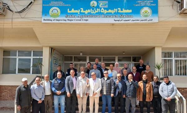 رئيس البحوث الزراعية يتفقد محطة بحوث سخا لمتابعة الجهود والأنشطة البحثية