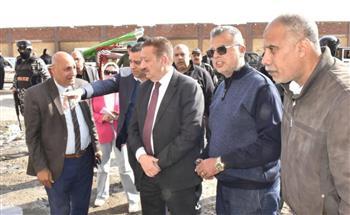 محافظ بورسعيد يتفقد أعمال صيانة وتطوير مناور الصرف الصحي بمنطقة الحراسات بالضواحي