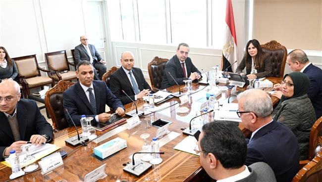 وزيرة الإسكان تتابع موقف تنفيذ مشروعات تطوير "مثلث ماسبيرو" و"سور مجرى العيون"