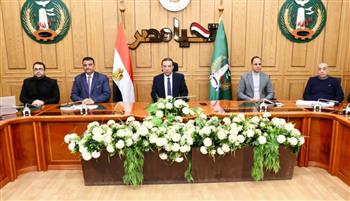   محافظ المنوفية يستعرض الموقف التنفيذي لمشروعات الخطة الاستثمارية 