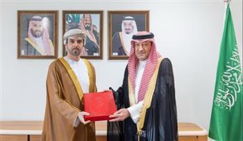 خادم الحرمين  الشريفين  يتلقى رسالة خطية من سلطان عُمان تتعلق بالعلاقات الثنائية