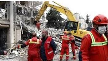   إعلام إيراني: استهداف منطقة سكنية في طهران وفرق الإنقاذ تفتش عن ناجين وسط الأنقاض