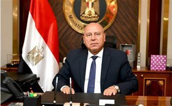 وزير النقل يتابع انتظام الحركة بكافة مرافق النقل والمواصلات تزامنا مع موجة الطقس السيئ