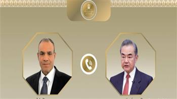   وزيرا خارجية مصر والصين يؤكدان ضرورة احتواء الموقف المتأزم بالمنطقة