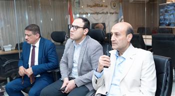   محافظ أسيوط يتابع حالة الطقس لحظة بلحظة