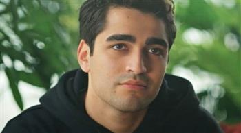   مارت رمضان ديمير يحول مظهره بالكامل استعدادًا لدوره في مسلسل «الشجاع»