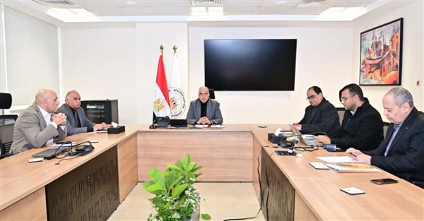 سويلم يتابع أعمال إزالة التعديات على مجرى نهر النيل ضمن "المشروع القومي لضبط النيل"