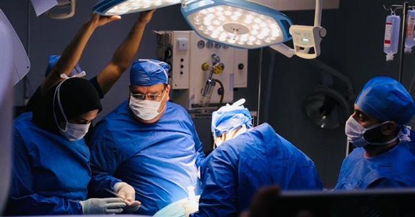 نجاح جراحة دقيقة لعلاج آلام الطرف الشبحي في مستشفى شبين الكوم