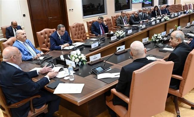 المستشار هشام بدوي يلتقي برؤساء اللجان النوعية بالمجلس
