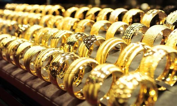 الذهب بين البيع والشراء.. تعرف على آخر الأسعار