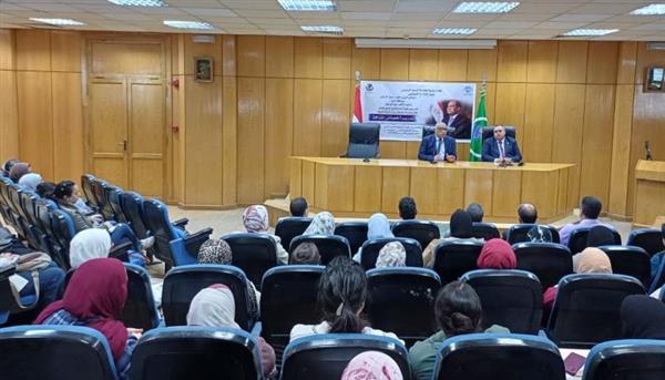 هيئة التأمين الصحي الشامل تبدأ برنامجًا تدريبيًا لأخصائيي المنافذ بمحافظة المنيا