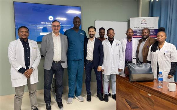 جامعة المنصورة تُجري جراحات قلب متقدمة في تنزانيا ضمن بعثة طبية دولية