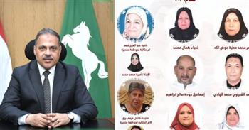   محافظ الشرقية يهنئ الأمهات والآباء المثاليين لعام 2026