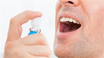   رائحة الفم الكريهة عند الاستيقاظ.. أسباب صحية خفية ونصائح فعالة للعلاج