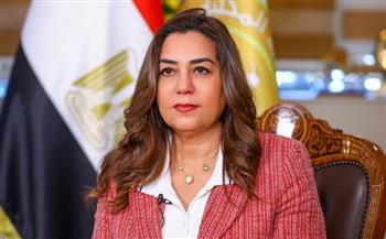   "منال عوض" تتلقى تقريراً حول جهود الوحدة المركزية للسكان خلال شهر فبراير 2026