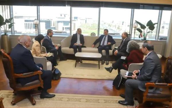 وزير الزراعة يبحث مع وفد "الإيفاد" مشروعات التعاون المشترك لدعم صغار المزارعين