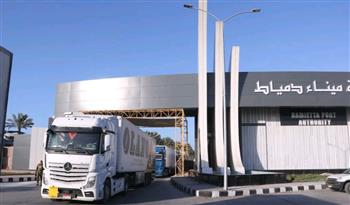   ميناء دمياط يدشن خدمة ترانزيت جديدة للشحنات عبر خط “الرورو” إلى دول الخليج