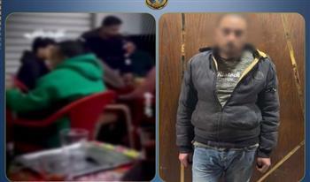 فيديو يوثق مخالفة «قهوجي» لمواعيد الغلق والقبض عليه