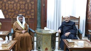 شيخ الأزهر يستقبل السفير الإماراتى لبحث تعزيز التعاون المشترك