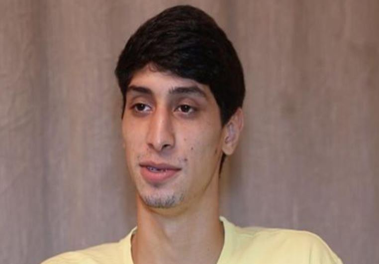 أحمد الأزعر: "مراد" في بابا وماما جيران شاب طيب يعيش بين الكوميديا والواقع