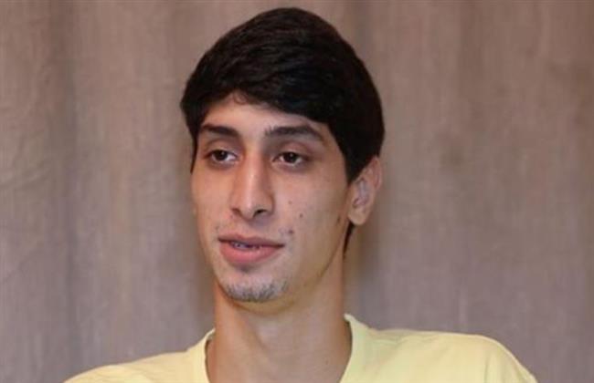 أحمد الأزعر: "مراد" في بابا وماما جيران شاب طيب يعيش بين الكوميديا والواقع
