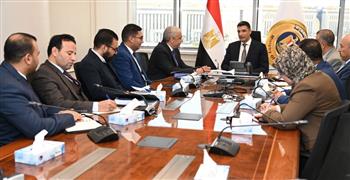   وزير الصناعة ومجموعة العربي يخططان لتوسعات 480 مليون دولار في قويسنا