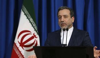 وزير خارجية إيران: الولايات المتحدة استهدفت فرقاطة إيرانية في المياه الدولية